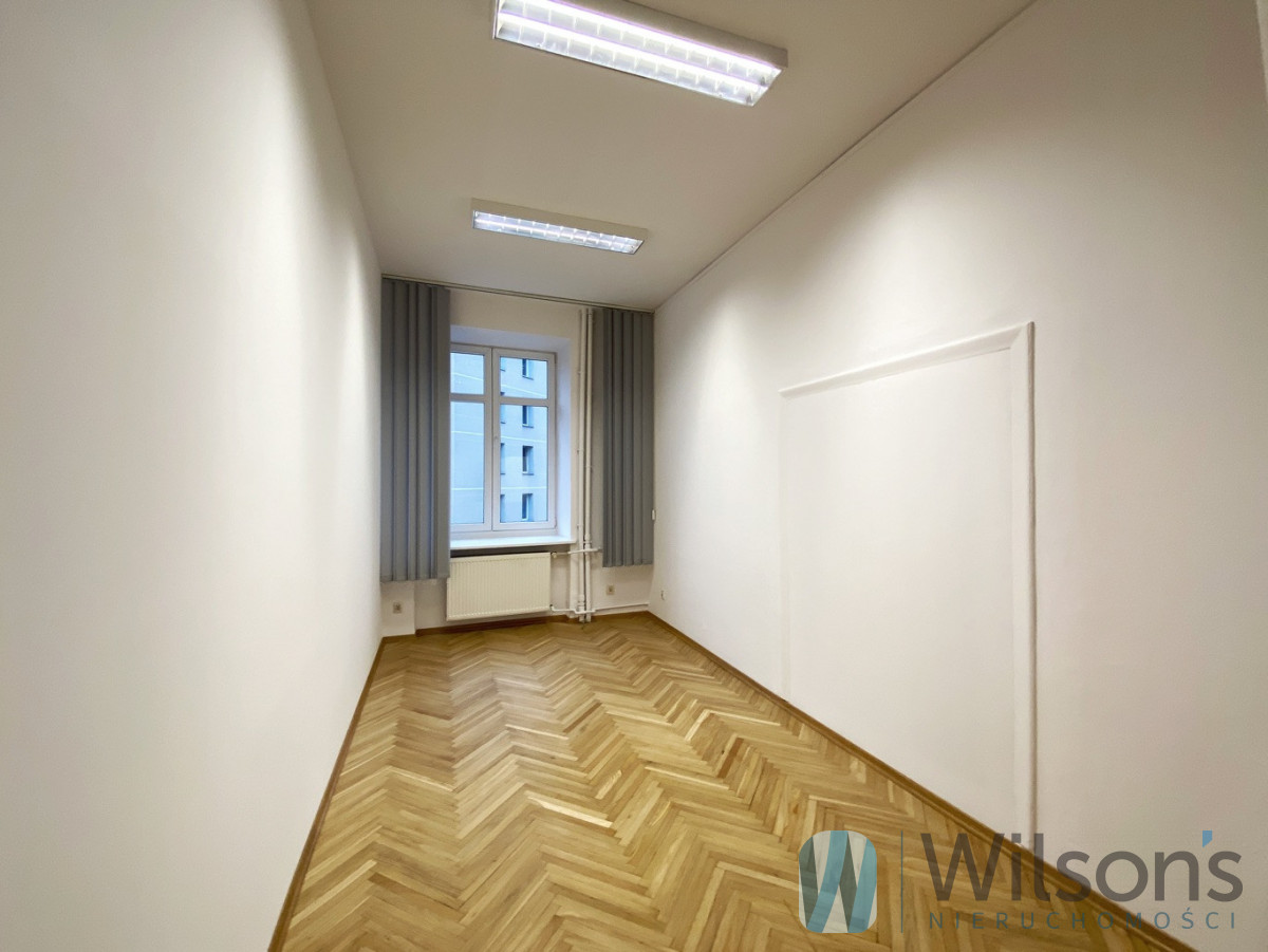 Affordable office in Mokotowska 23m2
