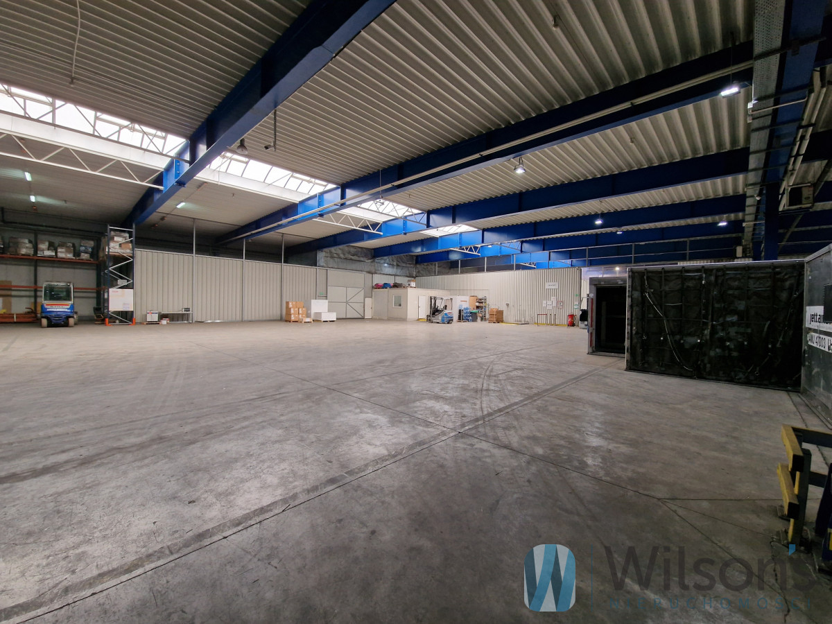 Warehouse at CHOPINA AIRPORT. Price with heating!