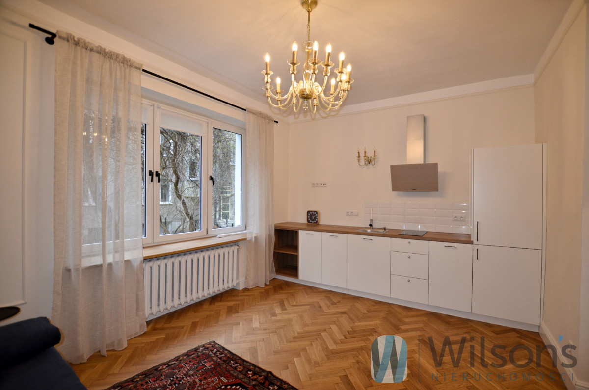 NEW SMELLING BACHELOR APARTMENT IN A TENEMENT HOUSE_ POWIŚLE